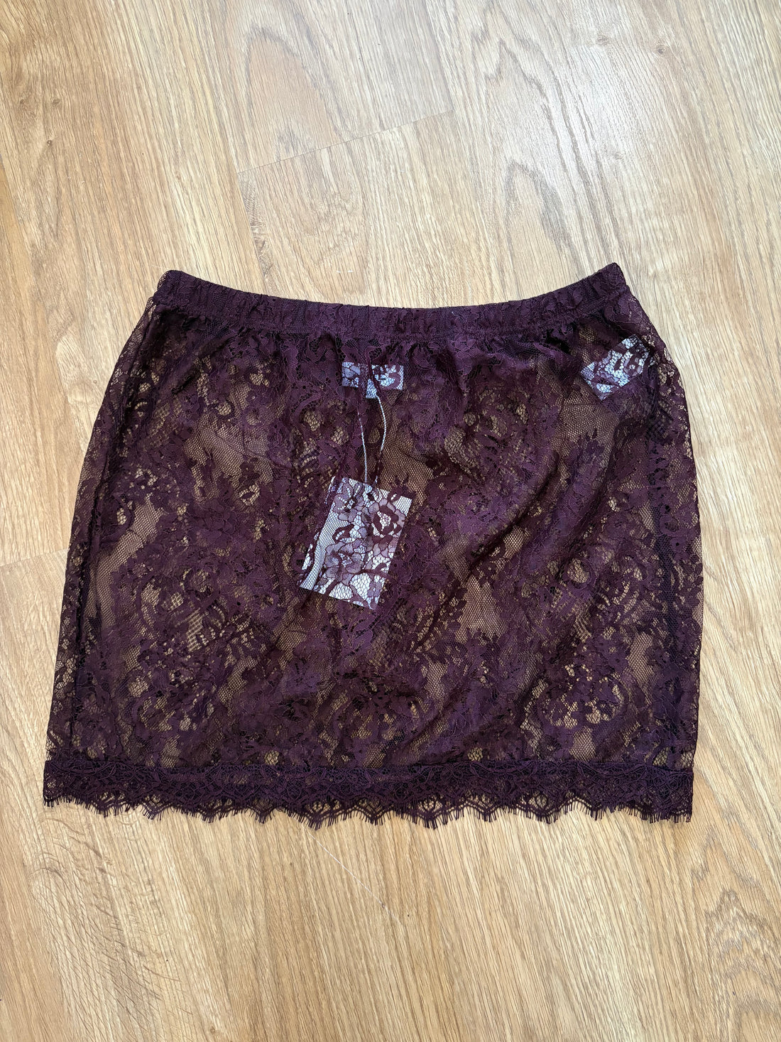 Jupon dentelle burgundy