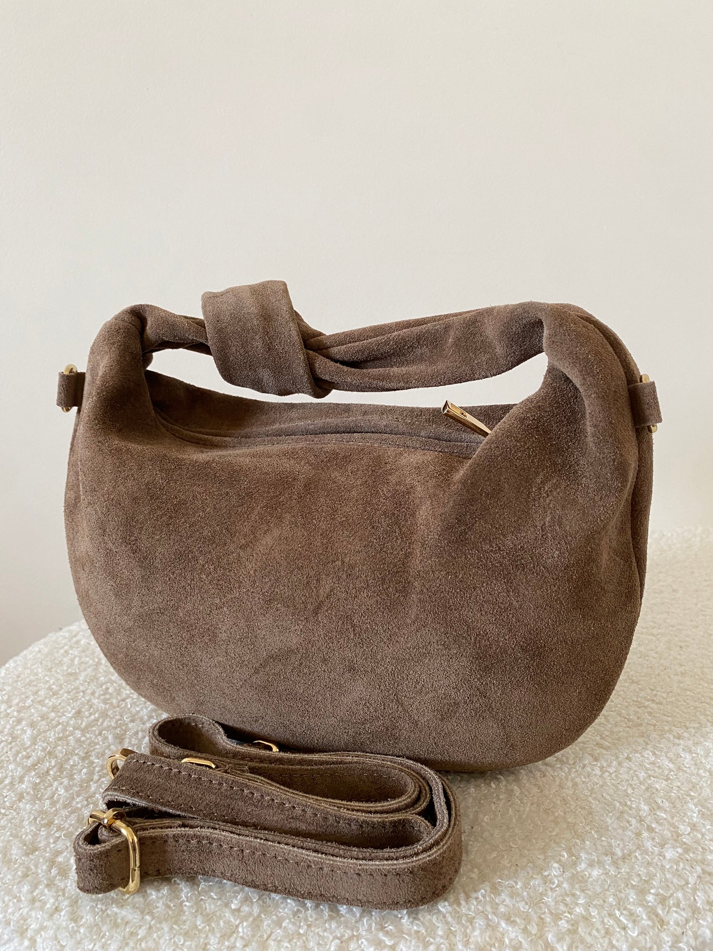 Sac Noeud en cuir suède beige