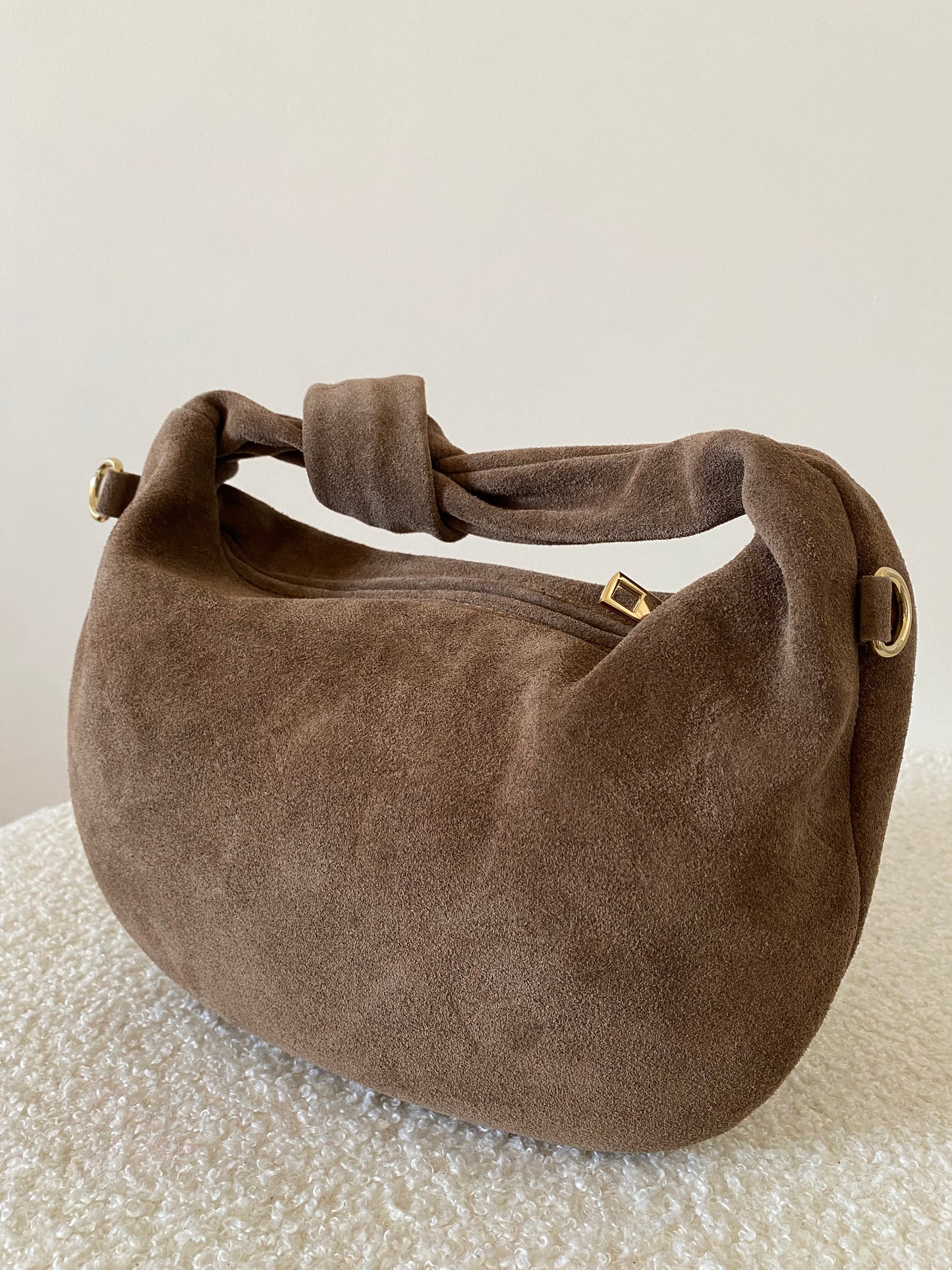 Sac Noeud en cuir suède beige