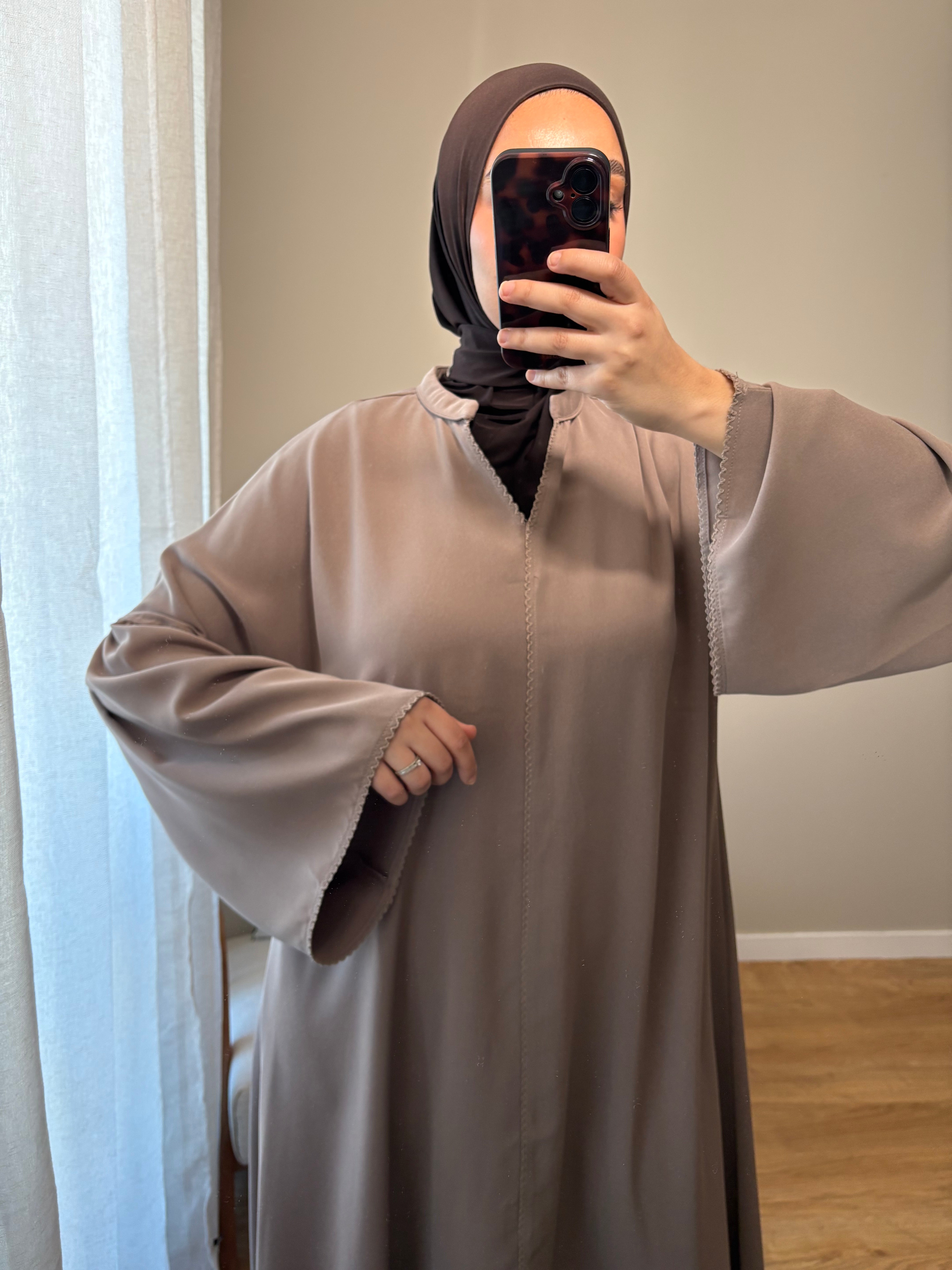 Robe Elia | Taupe