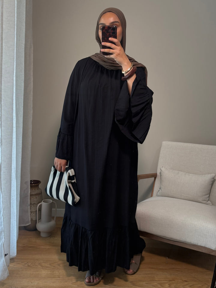 Robe à volant | Noire