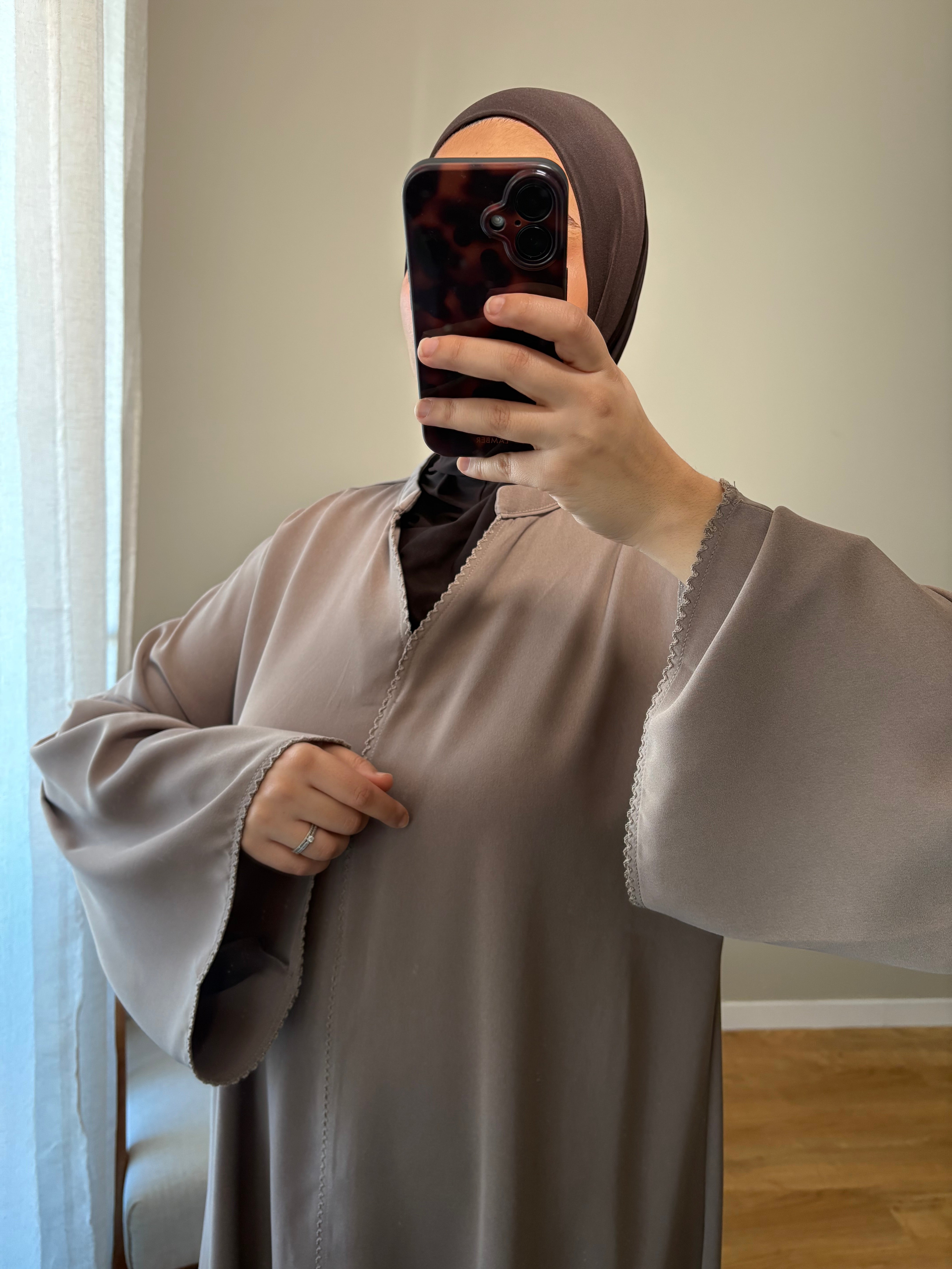 Robe Elia | Taupe